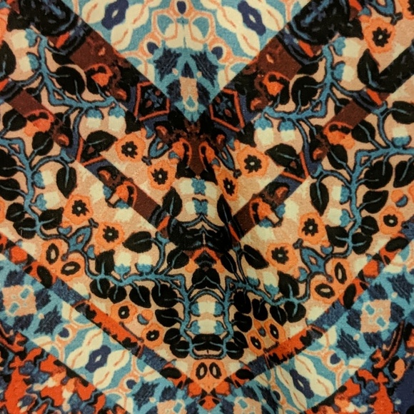 NWT ATHLETA * TANK MSRP $79.00 - Picture 4 of 8